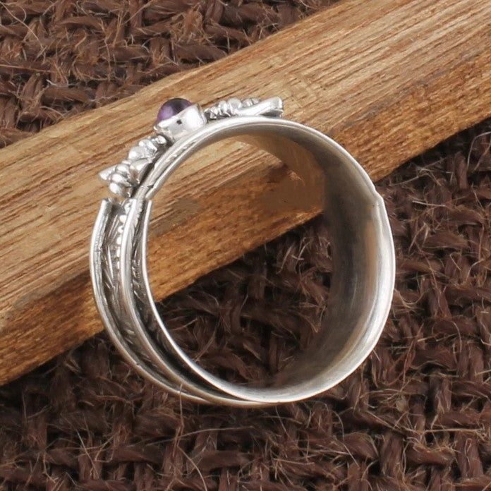 Purple Gem Minimalist Relief Bee Women's Ring