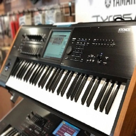 Korg Kronos 2 61 Keyboard Synthesizer