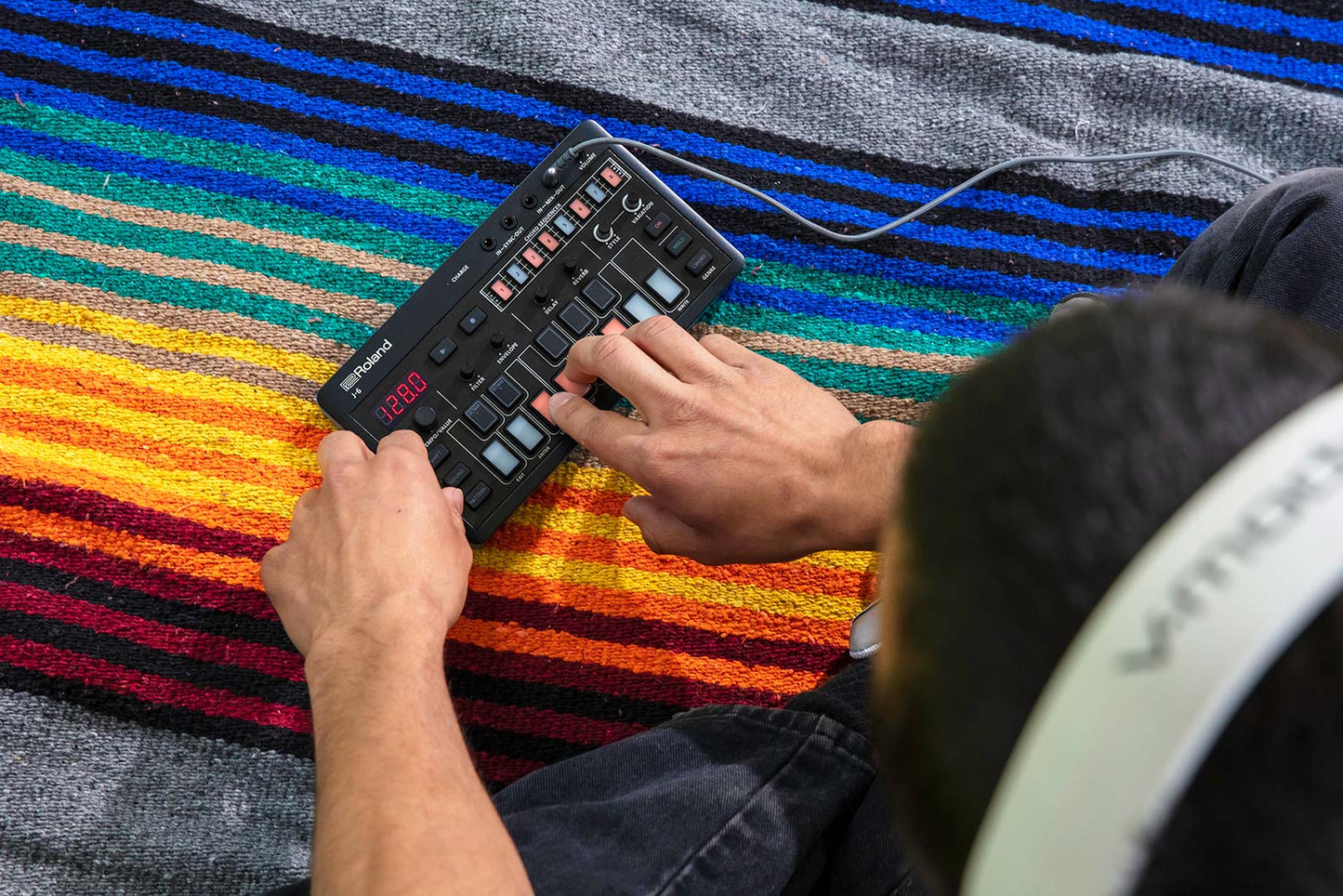 Roland J-6 Chord Synthesizer Portable song creation machine with professional Roland sound and features